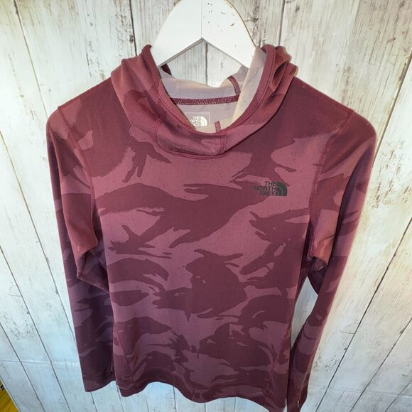The North Face Women's S Hoodie Pullover Base Layer Flashdry Thumb Holes Maroon - Picture 7 of 9